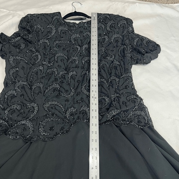 Papell Evening Black Heavily Beaded Top Formal Dress - Picture 6 of 10